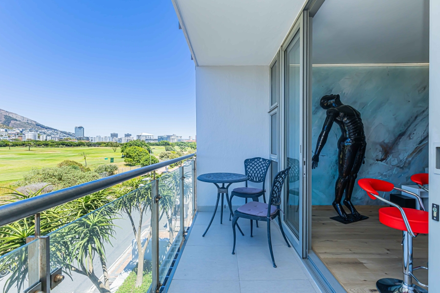 To Let 2 Bedroom Property for Rent in Mouille Point Western Cape